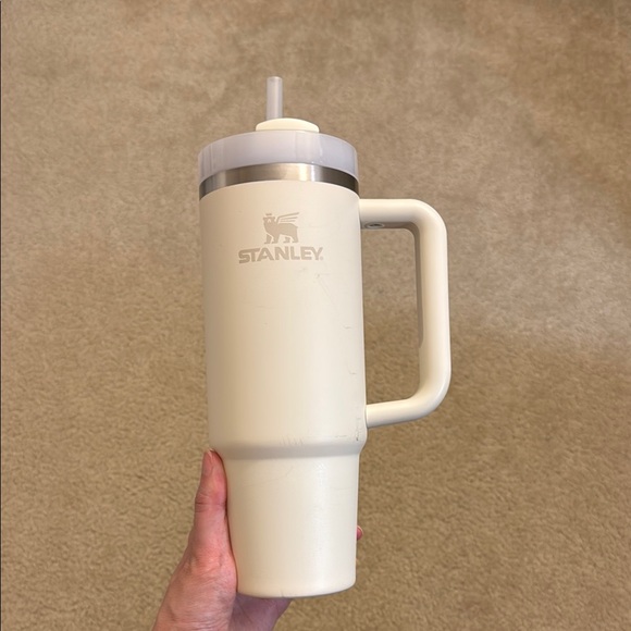 Stanley Other - Stanley Cream Quencher H2O Flowstate Tumbler 30oz